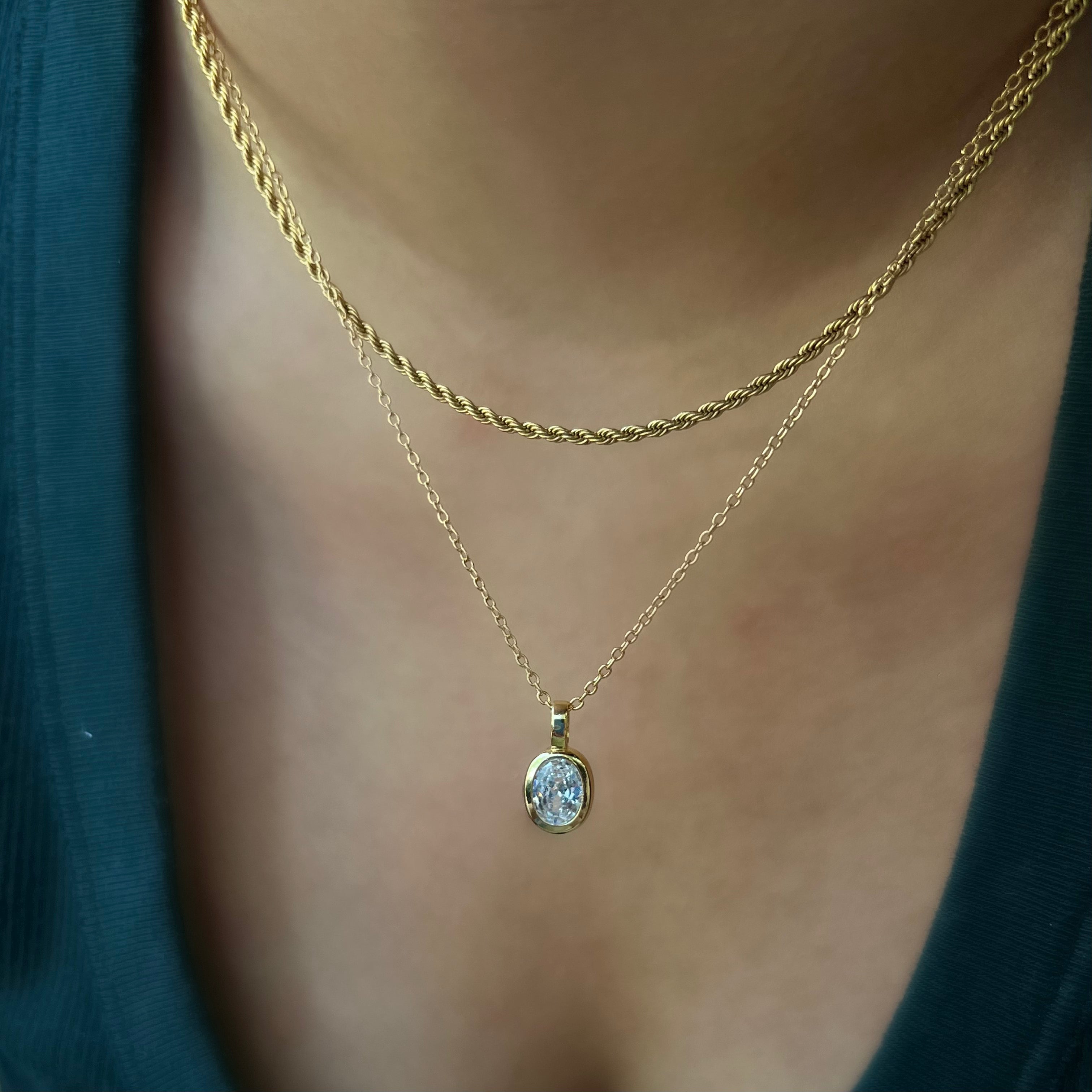 Romi – Timeless Elegance in Adornment