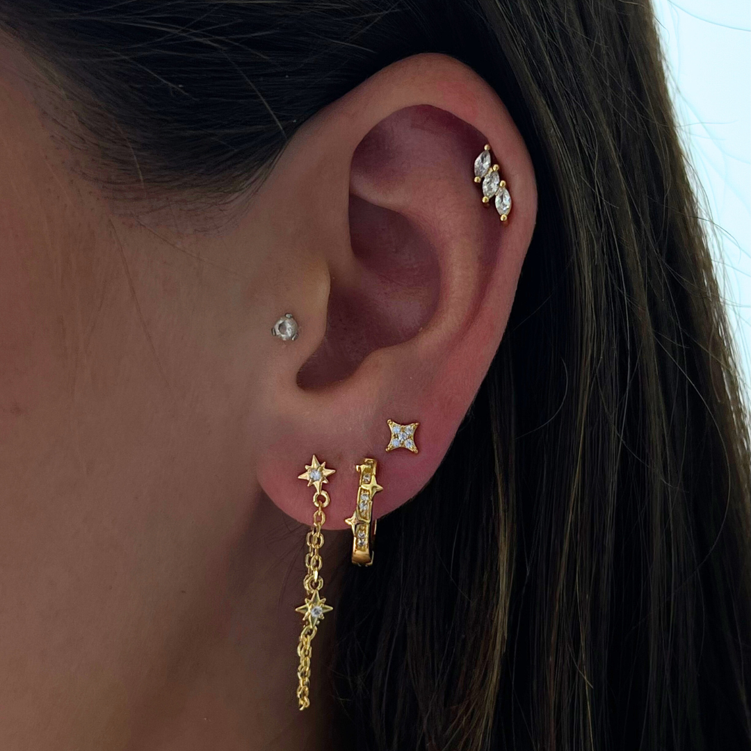 Celestial Charm – Luxe Shooting Star Earrings