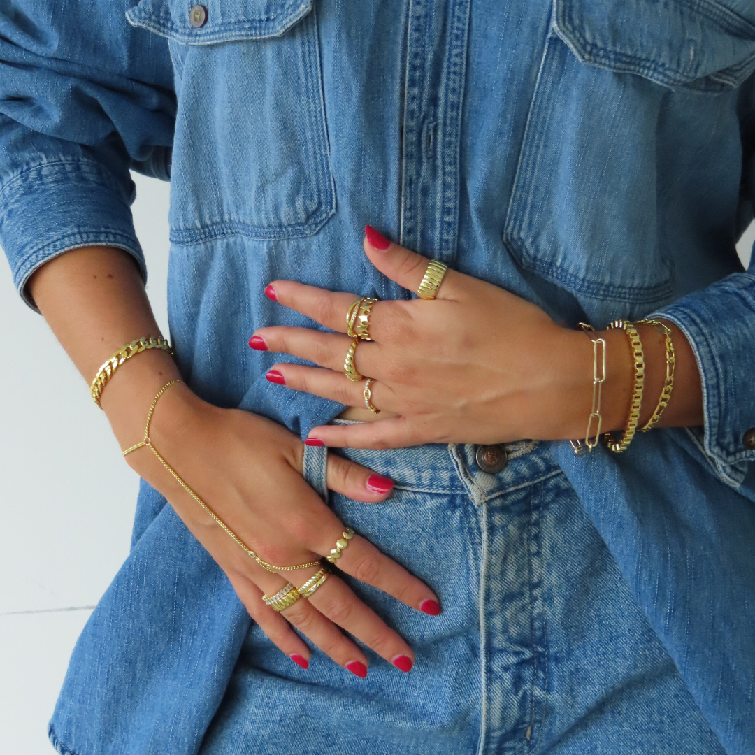 Celestial Charm – Luxe Star Ring