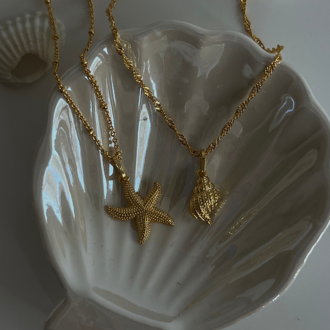 Celestial Charm – Starfish Elegance