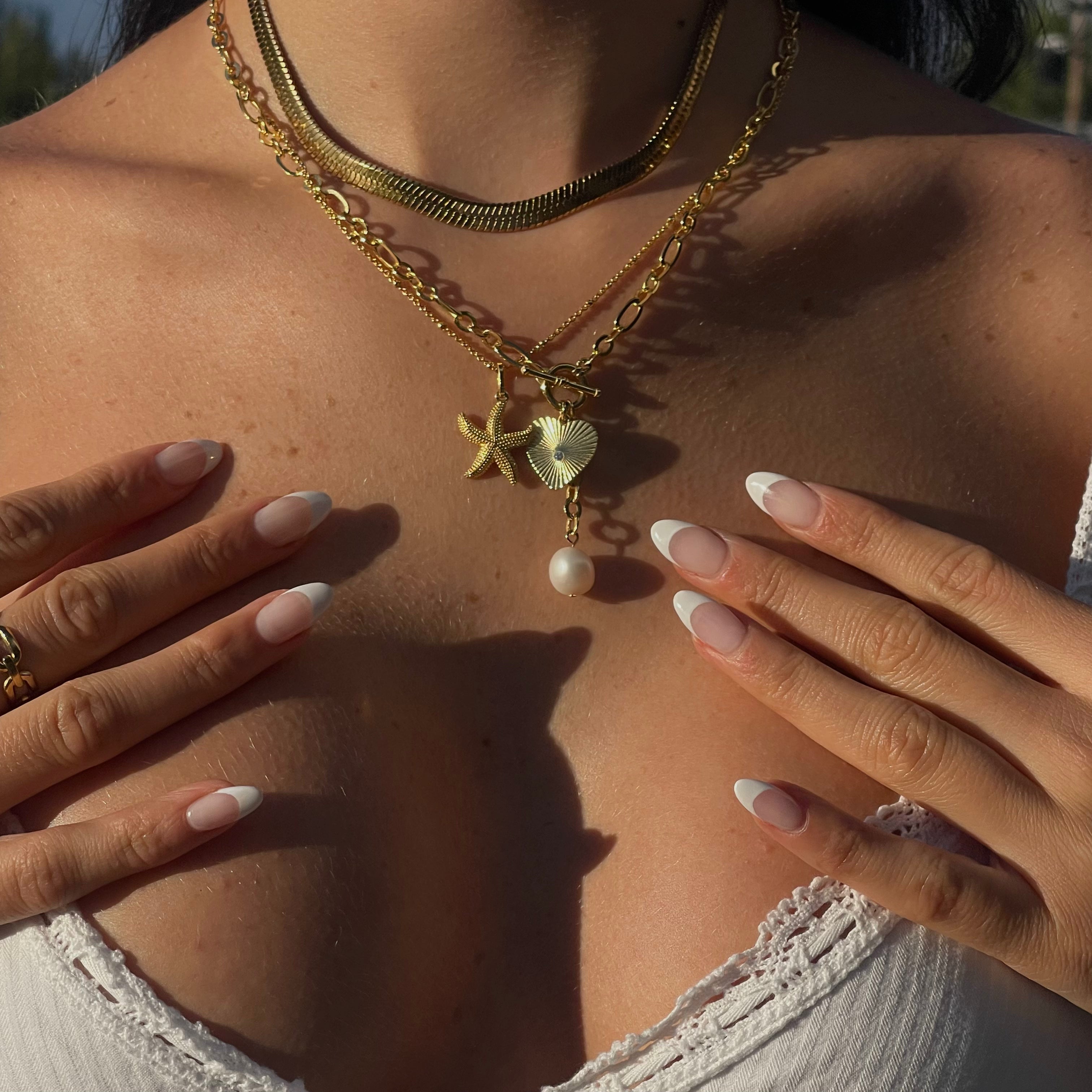 Celestial Charm – Starfish Elegance