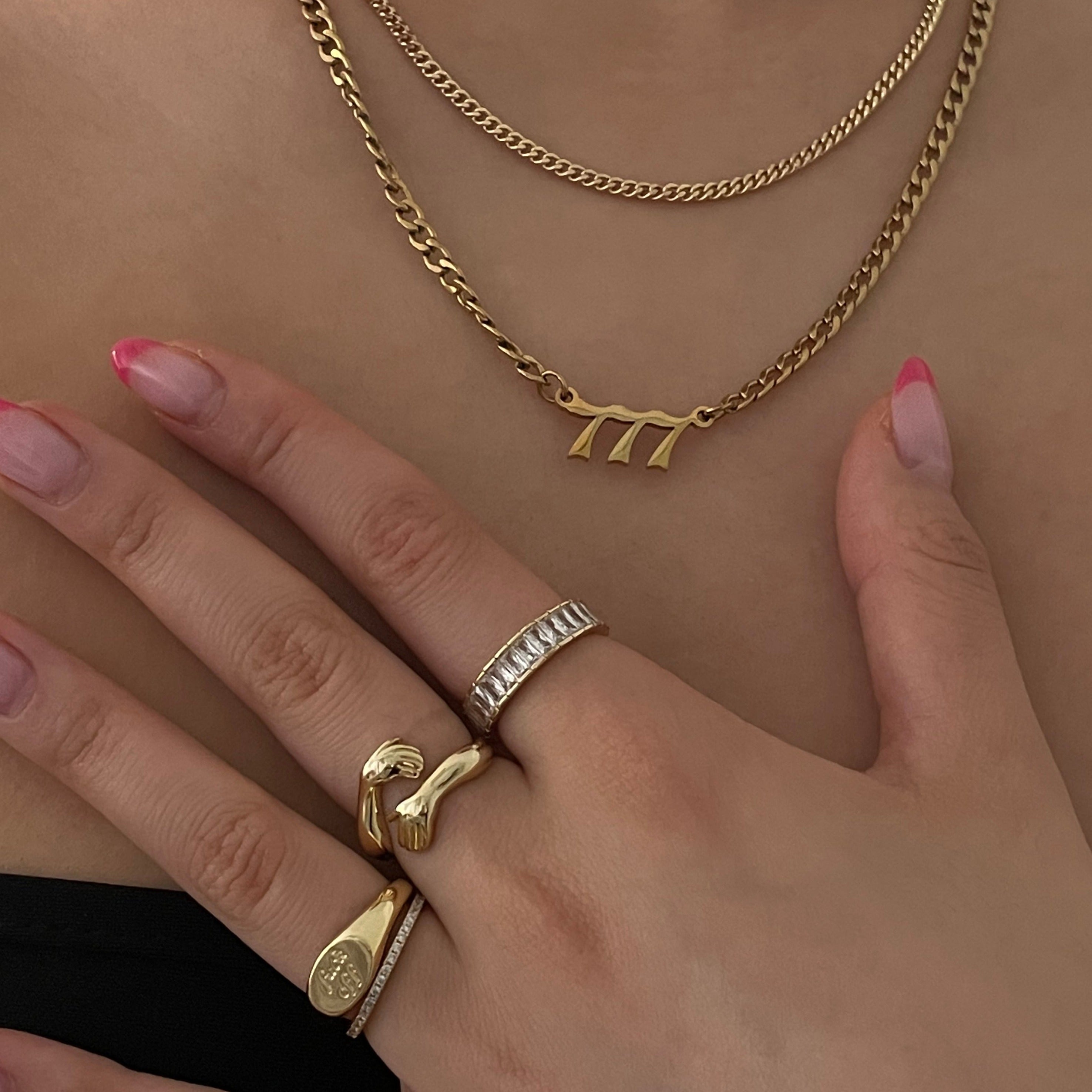 Parisian Dream – Luxe Travel Ring