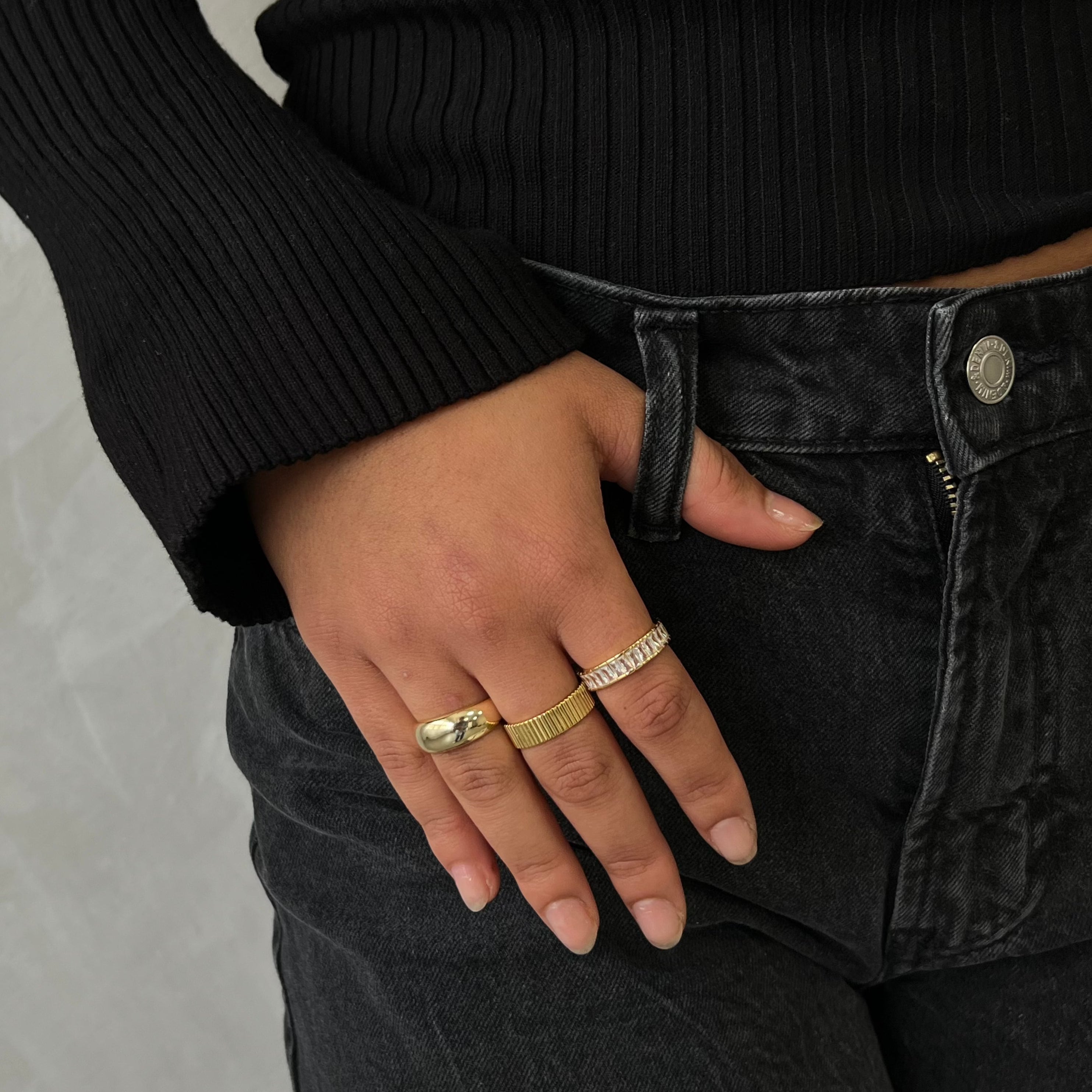Parisian Dream – Luxe Travel Ring