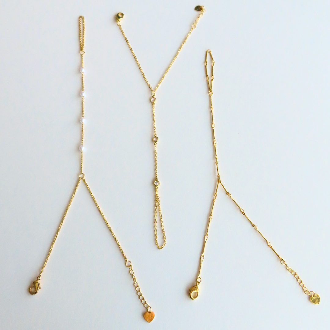 Viral Hand Chain Trio – Effortless Elegance