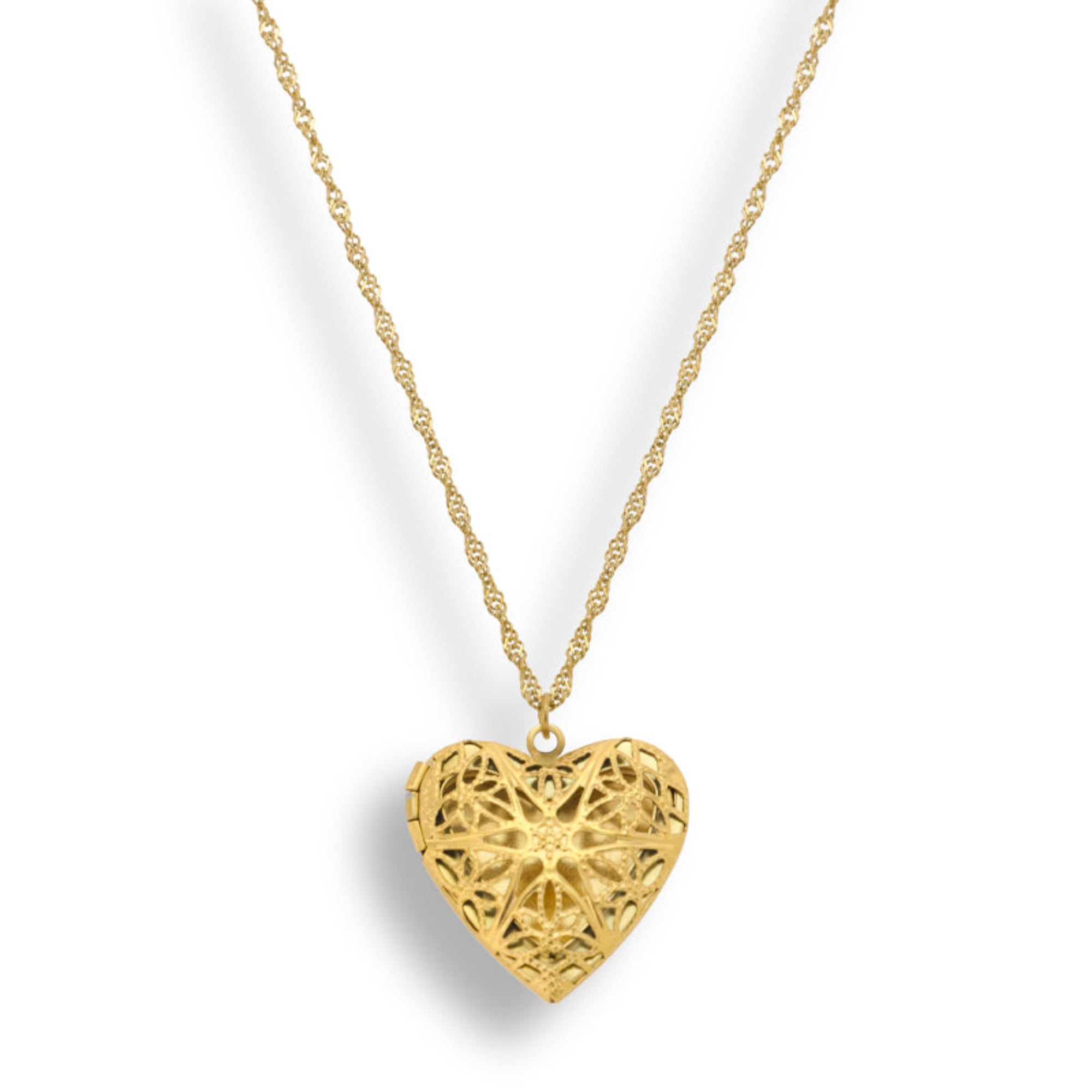 Timeless Charm – Vintage Locket Elegance