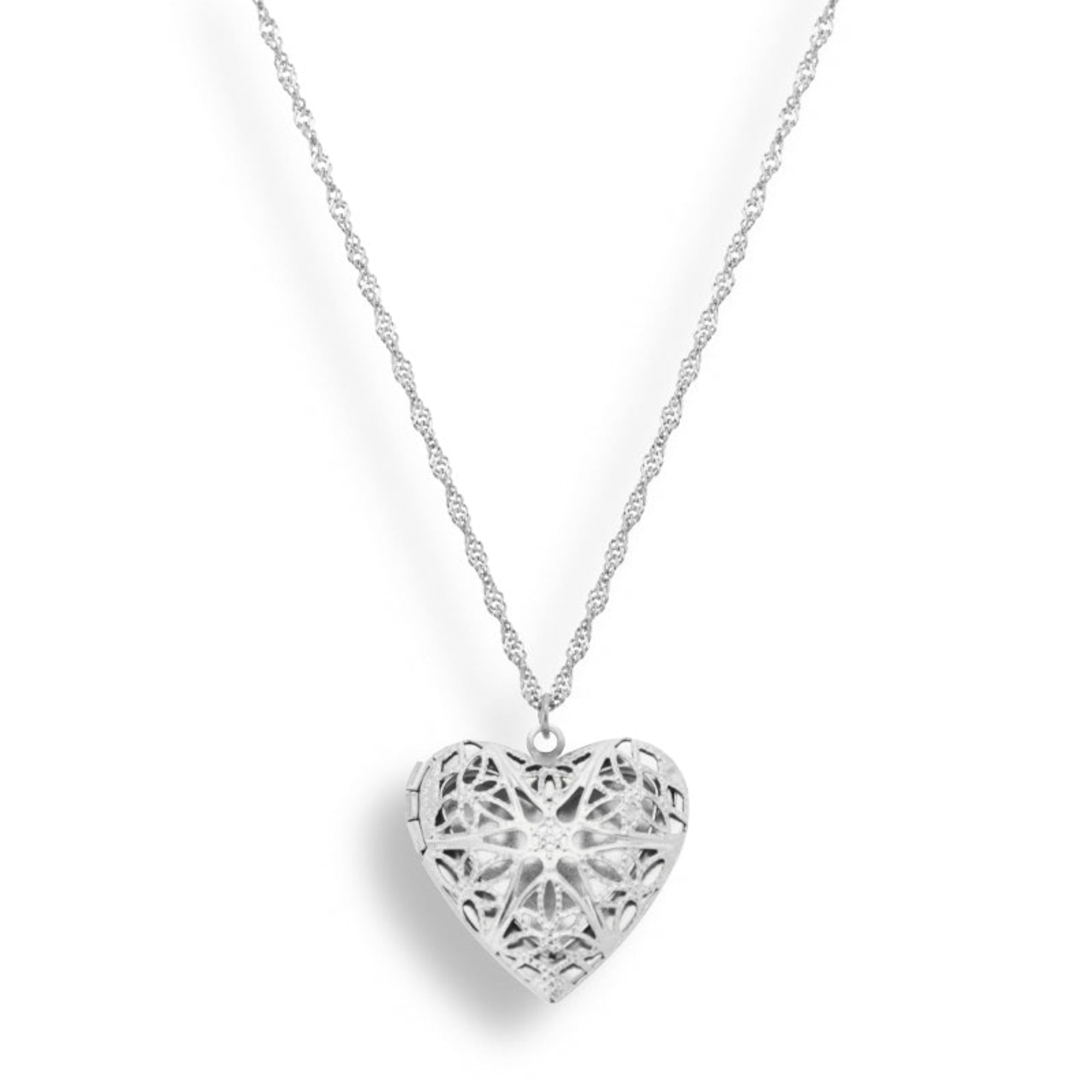 Timeless Charm – Vintage Locket Elegance