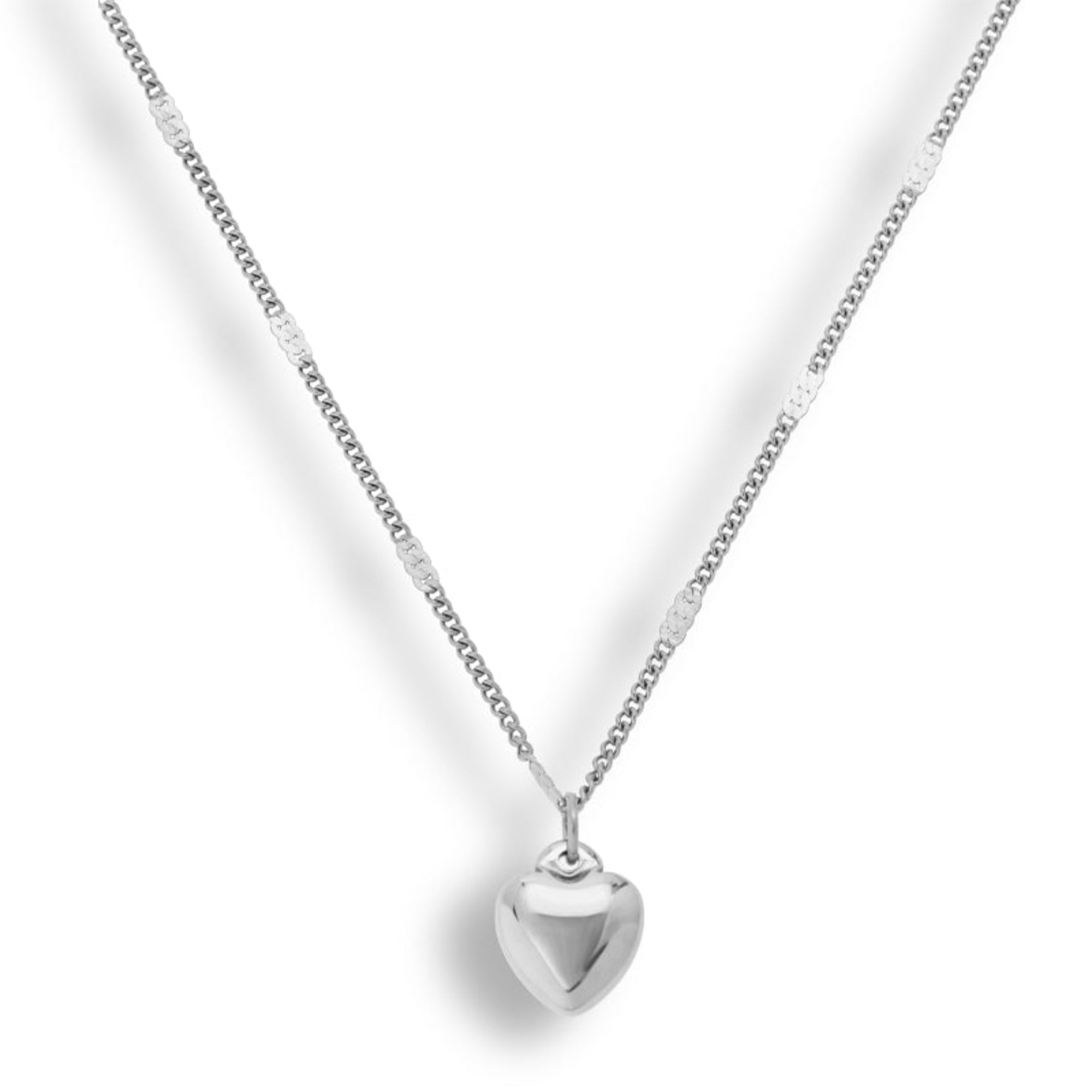 Heartfelt Elegance – Timeless Necklace