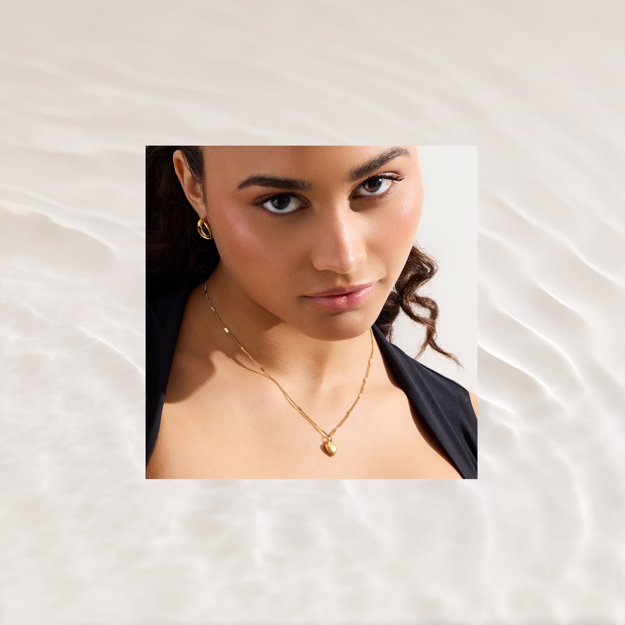 Heartfelt Elegance – Timeless Necklace