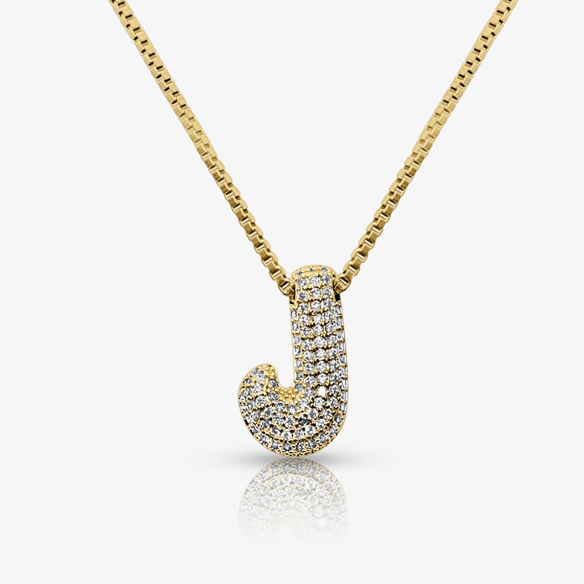 Adore Me – Timeless Elegance Unveiled