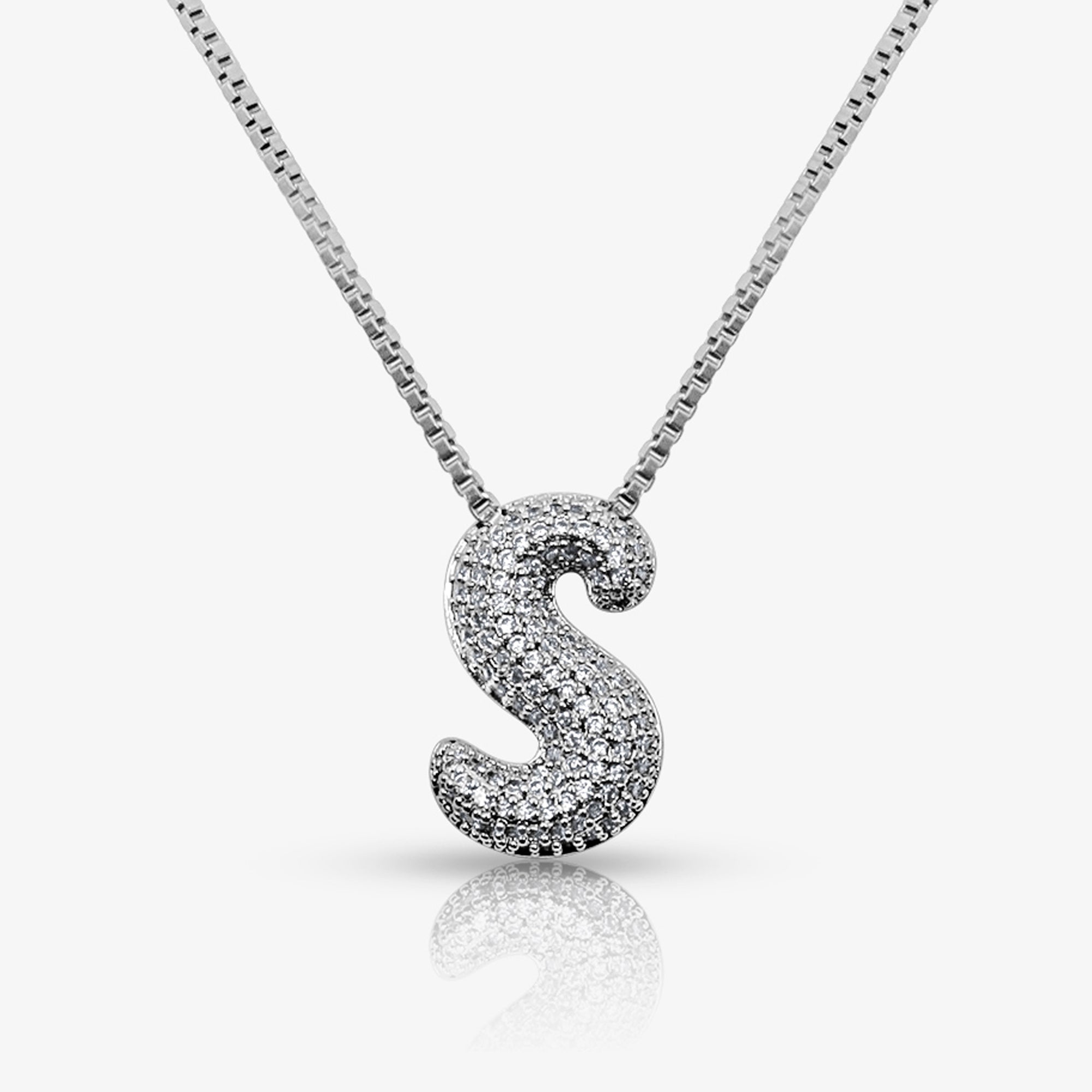 Adore Me – Timeless Elegance Unveiled