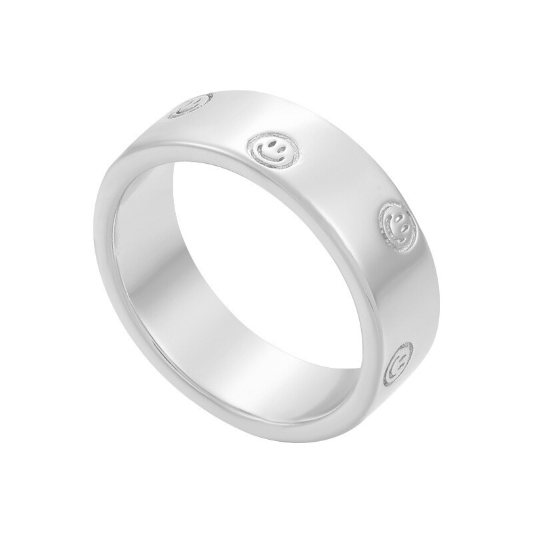 Radiant Joy – Luxe Comfort Ring