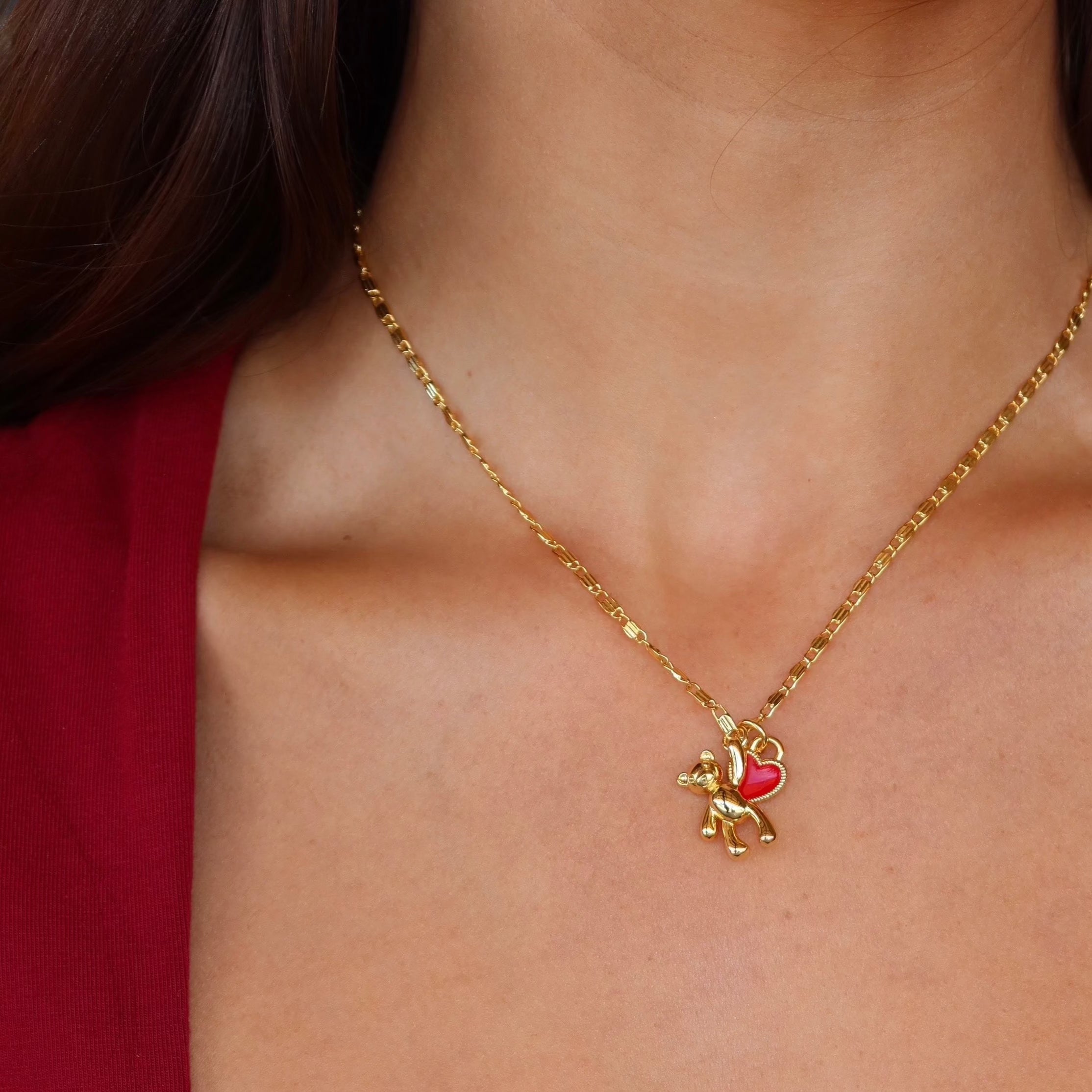 Embrace – Luxe Heartfelt Pendant