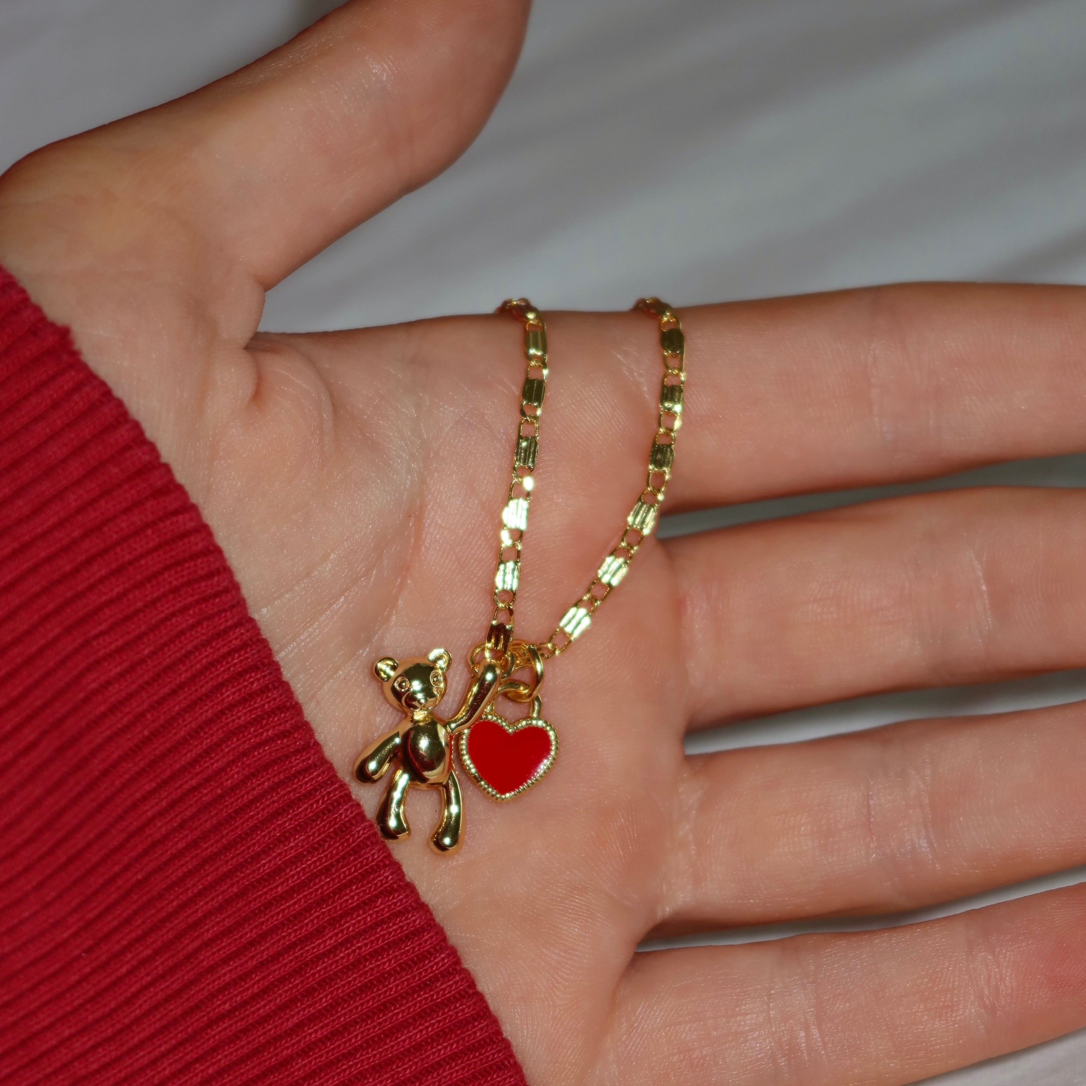 Embrace – Luxe Heartfelt Pendant