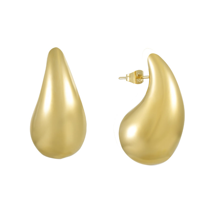 Chic Aura – Effortless Elegance Earrings