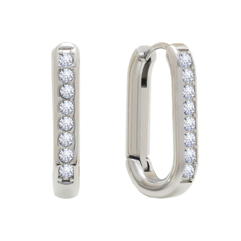 Everyday Luxe – Timeless Earring Elegance