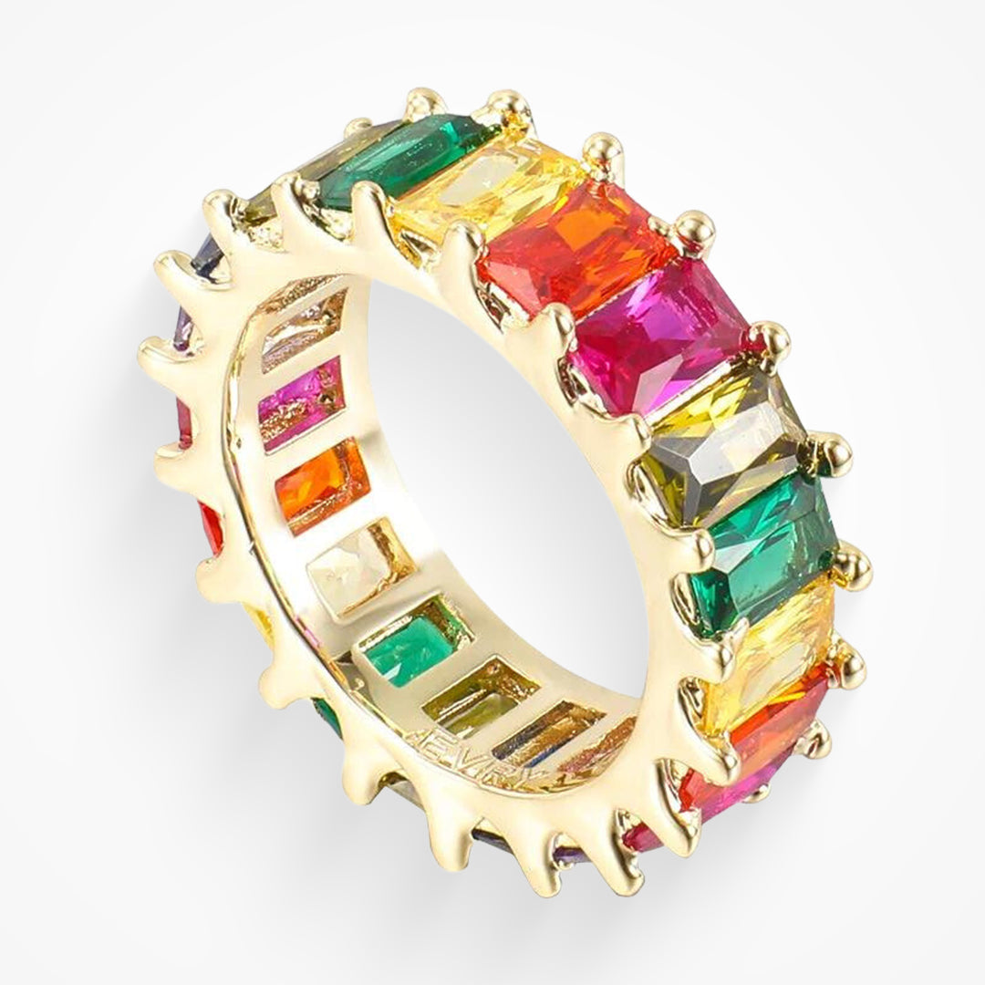 Radiant Aura – Luxe Statement Ring