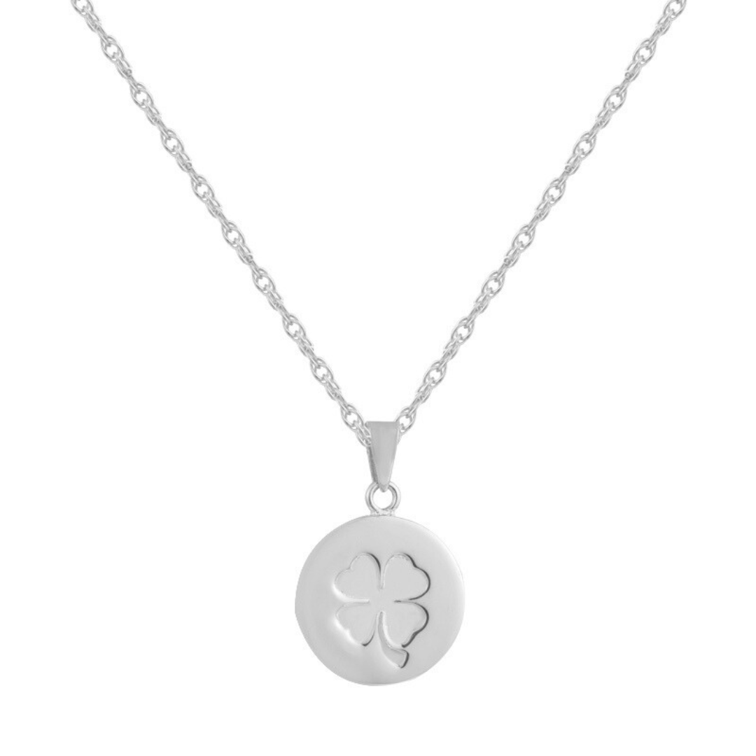 Clover Charm – Timeless Elegance Redefined