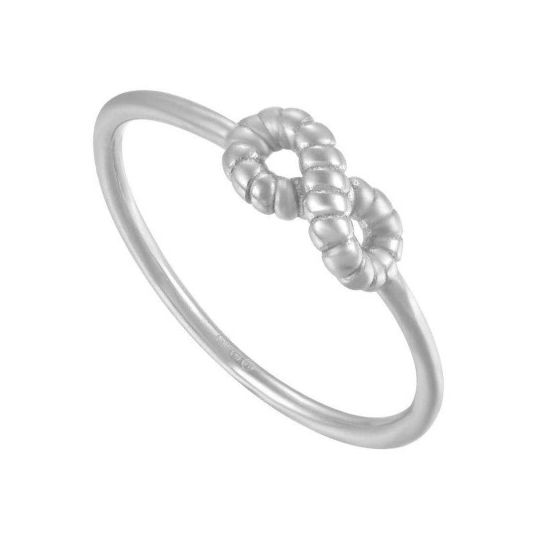 Endless Elegance – Infinity Ring