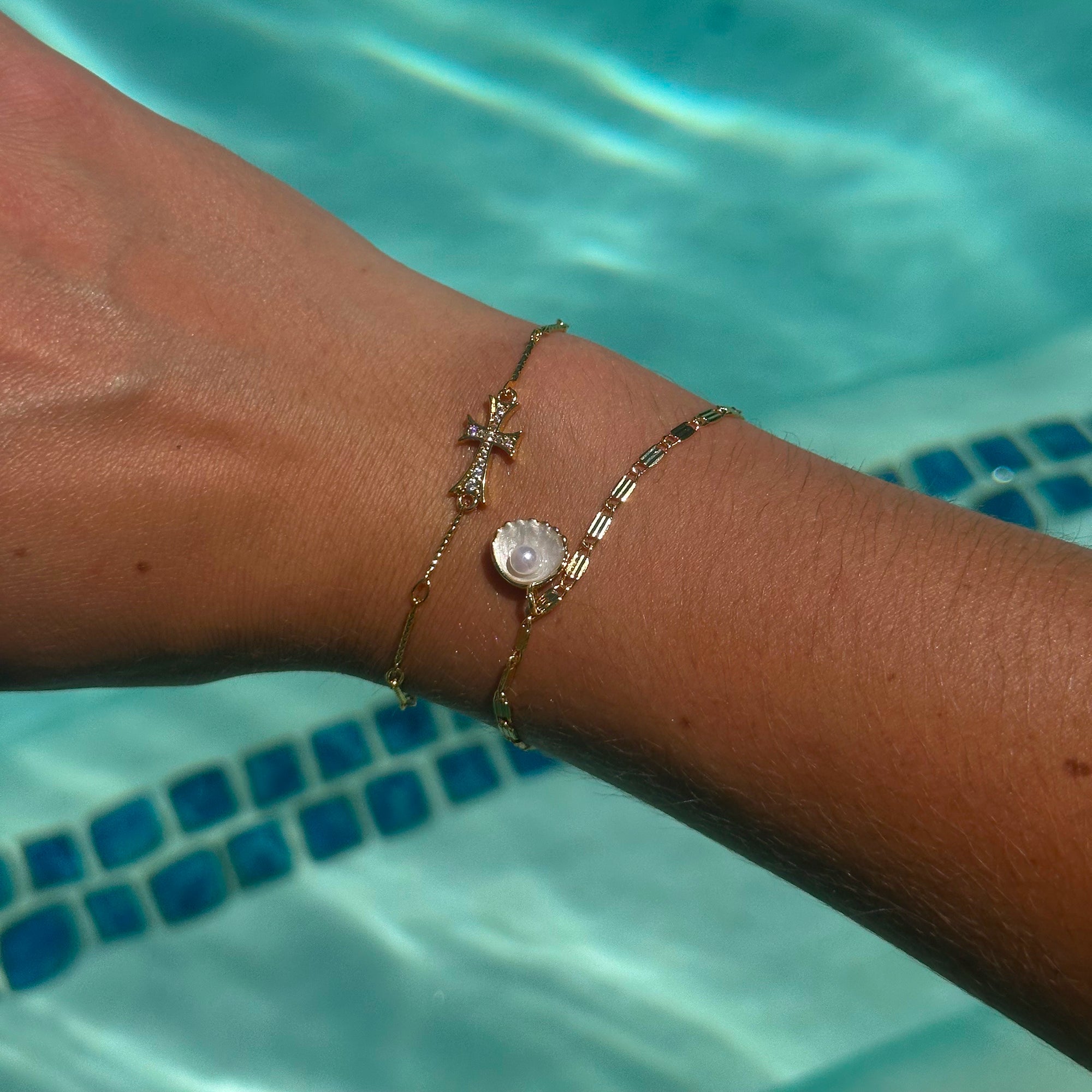 Celeste – Luxe Double Cross Bracelet