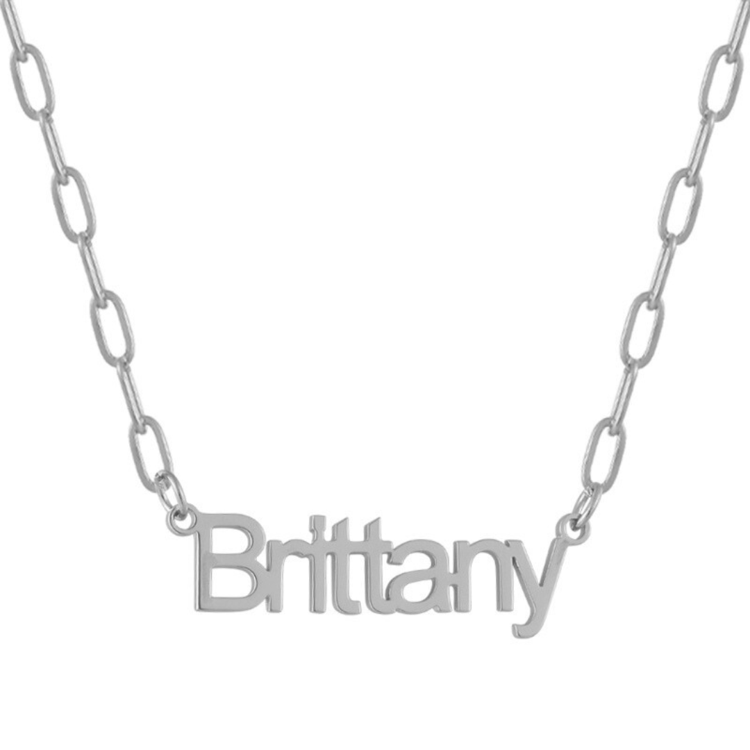 Signature Charm – Personalized Nameplate Necklace