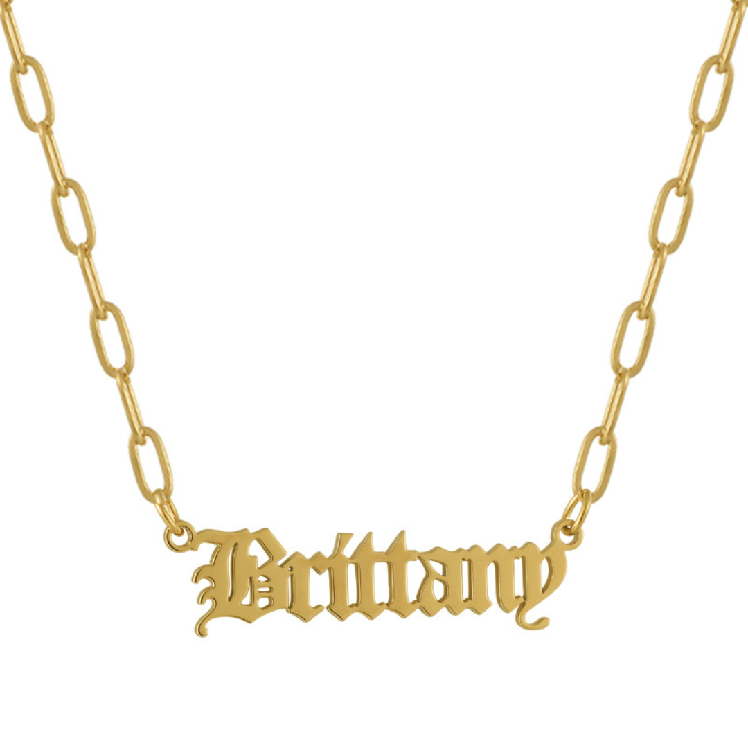 Signature Charm – Personalized Nameplate Necklace