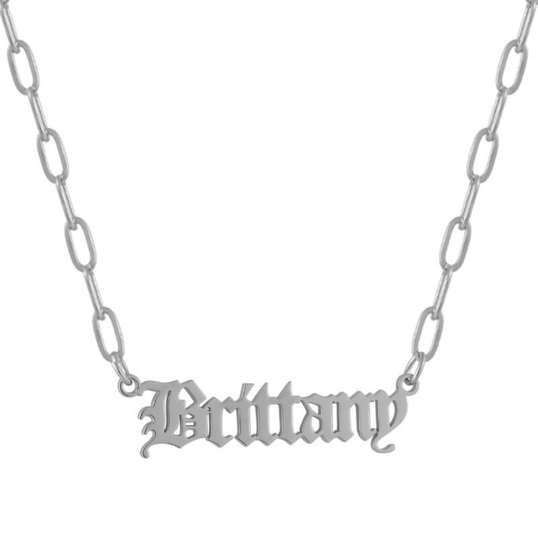 Signature Charm – Personalized Nameplate Necklace