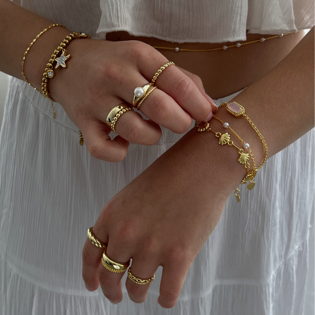 Celeste – Chic Dotted Elegance