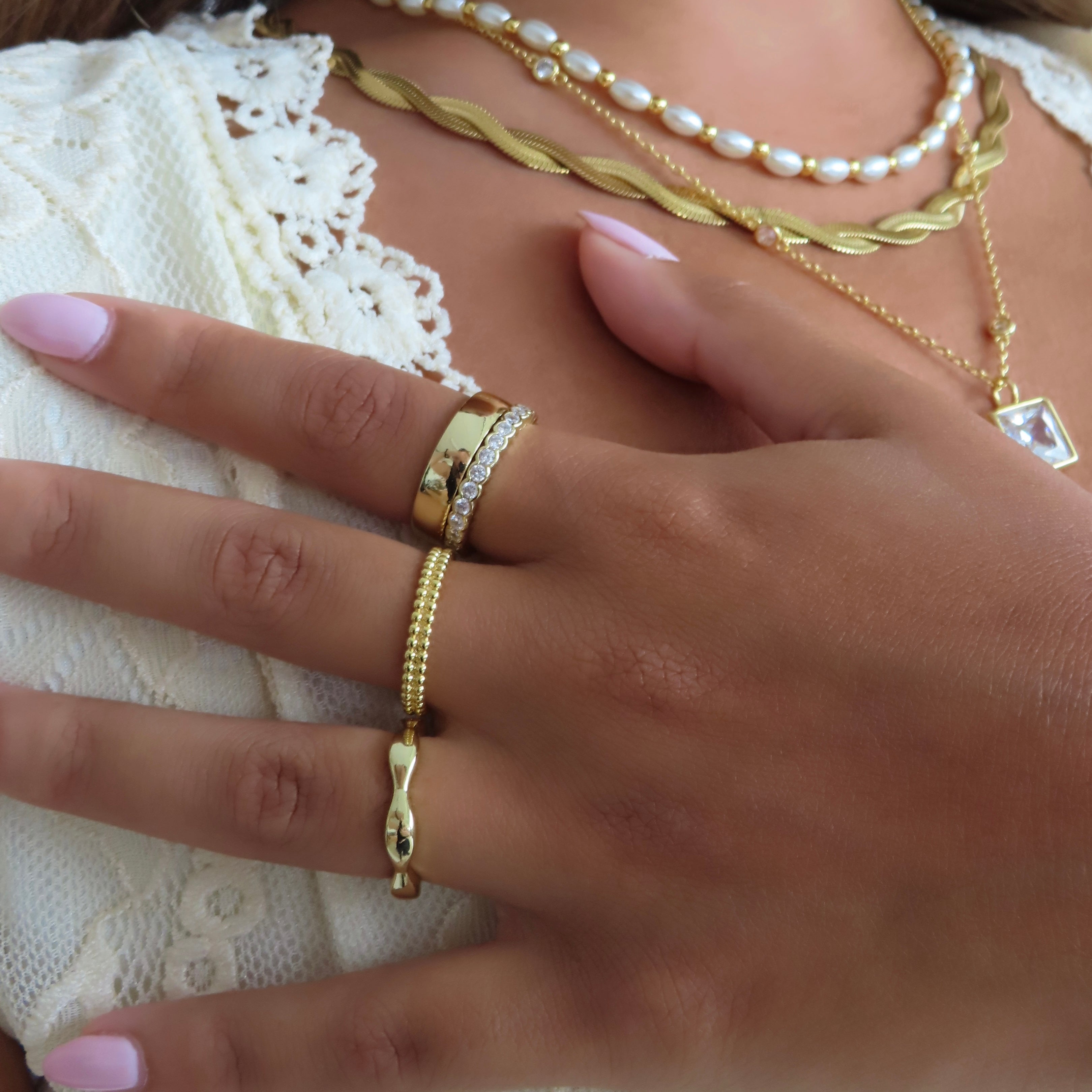 Essence – Timeless Elegance Ring