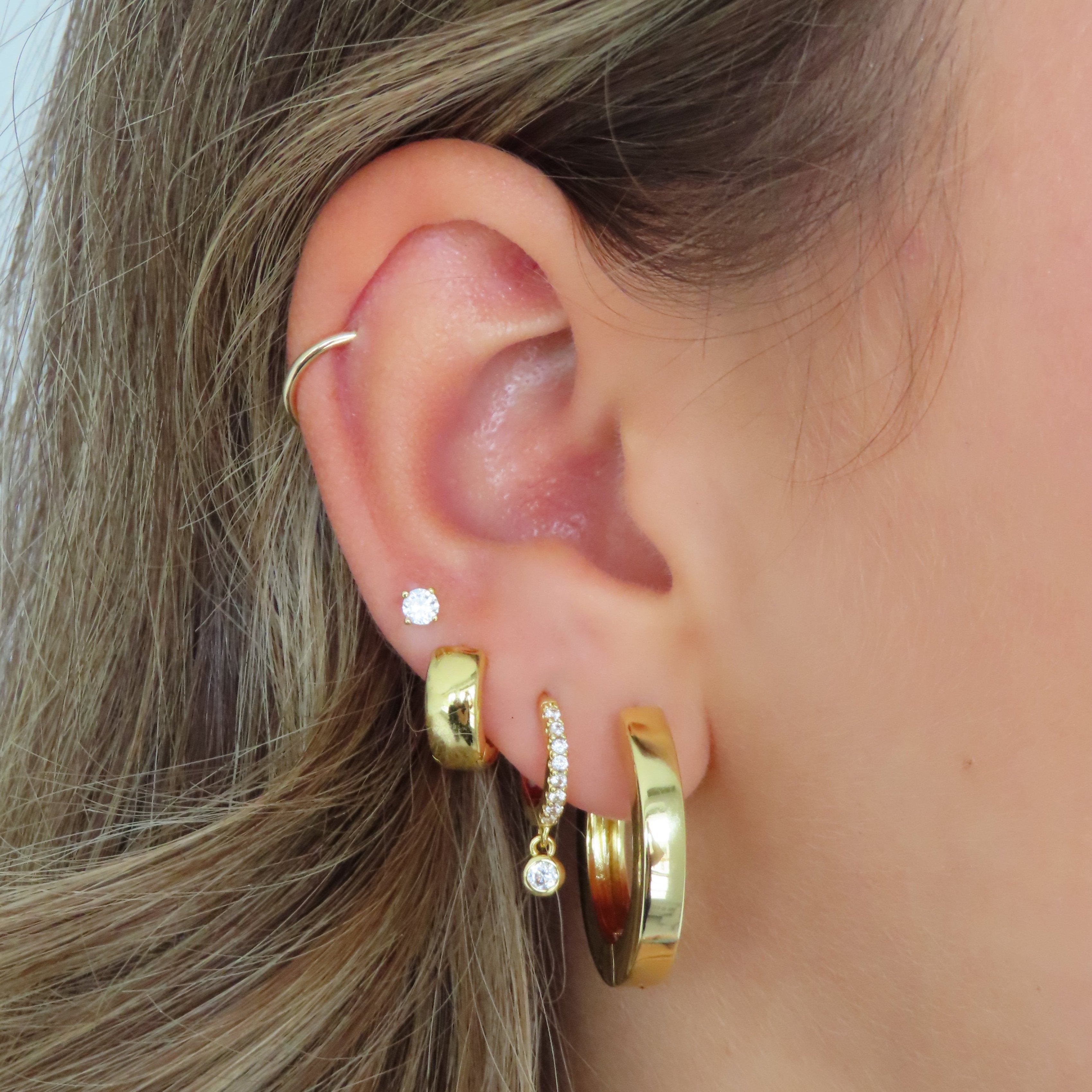 Frosted Glamour – Chic Ice Earrings