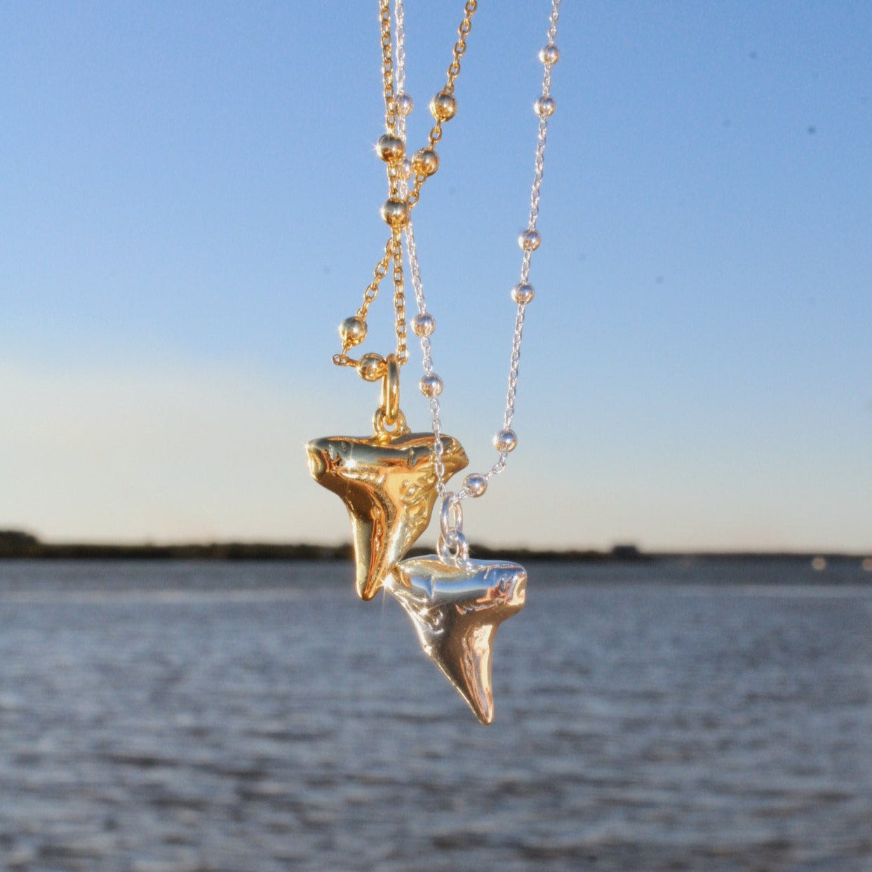 Azure Wave – Luxe Coastal Elegance
